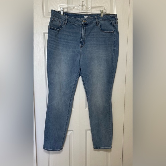 Old Navy Pop Icon Skinny Jeans in Classic Blue - Picture 1 of 6